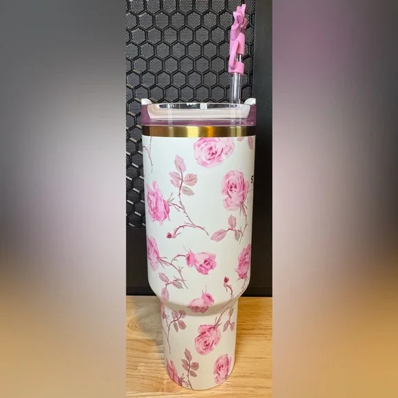 ✨🆕 Stanley x LoveShackFancy Ribbon Rosa Quencher 40 OZ Tumbler - Picture 5 of 15
